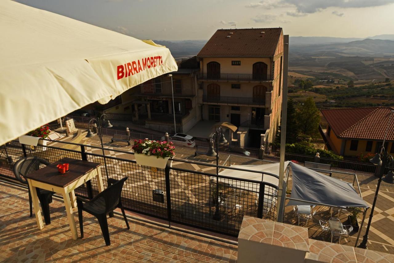 Belvedere Appartamento Per Vacanze Castel di Iudica Exterior foto