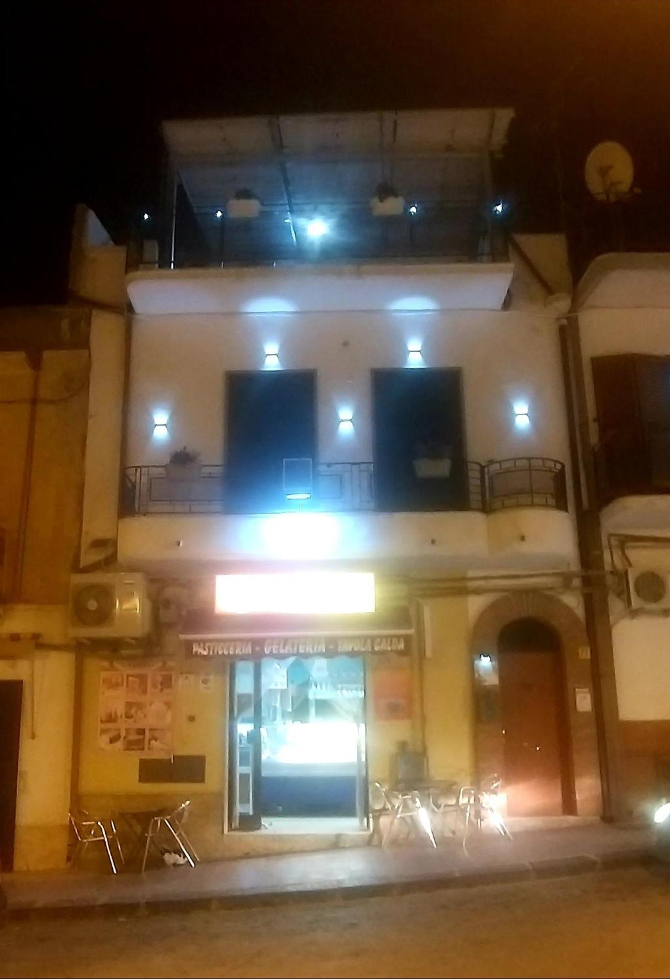 Belvedere Appartamento Per Vacanze Castel di Iudica Exterior foto